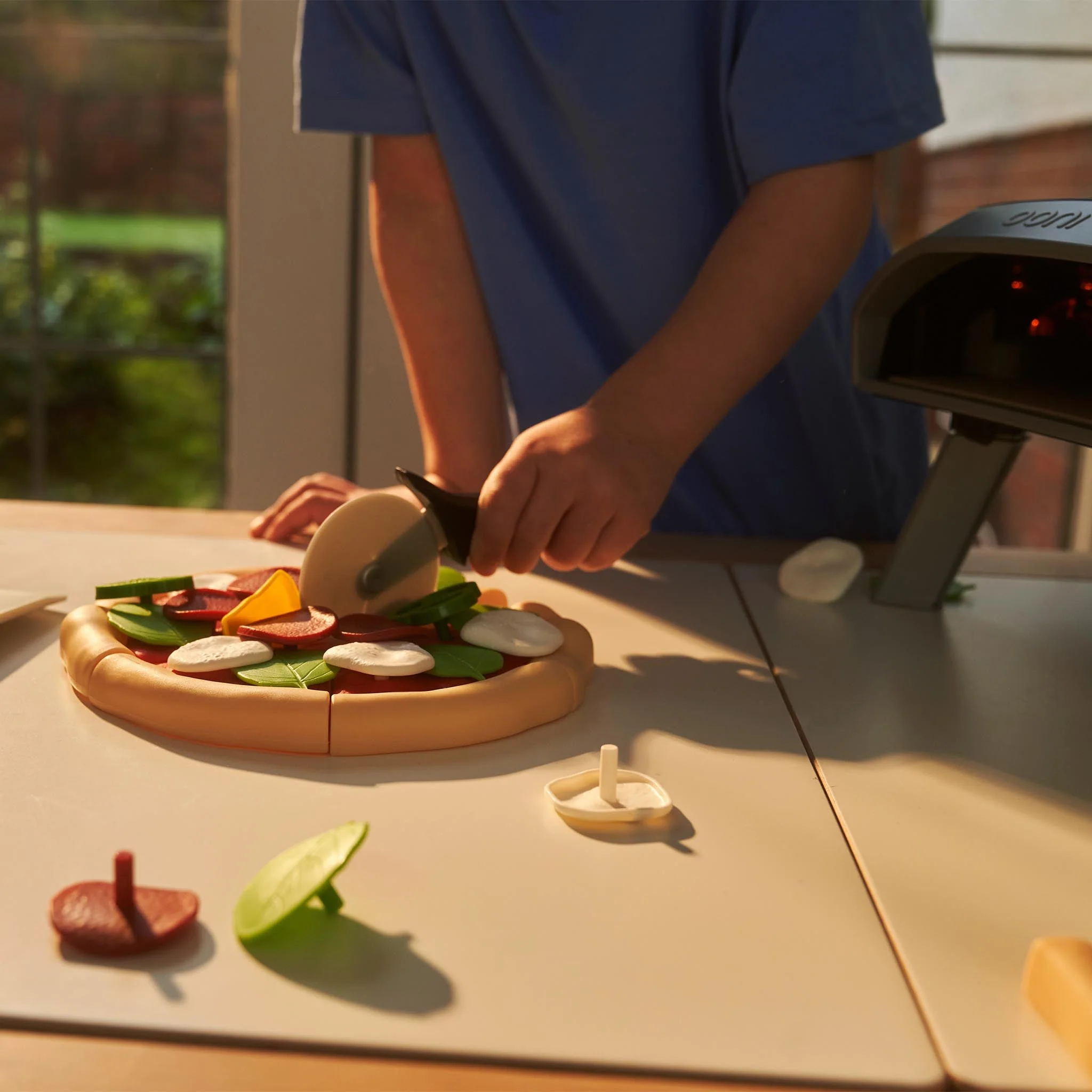Casdon Ooni Toy Pizza Oven - Image 3